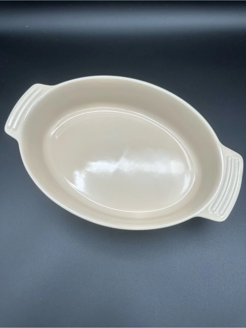 Le Creuset Caribbean Stoneware Oval Baker – NWOT, Cream Interior, Excellent Cond